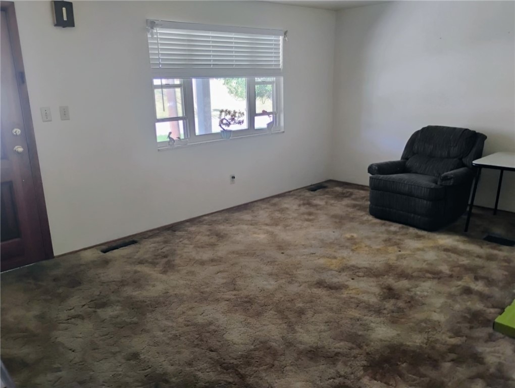 227 Parklane Dr - Photo 4