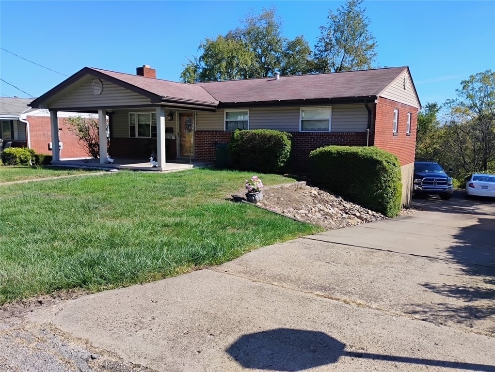 227 Parklane Dr - Photo 1
