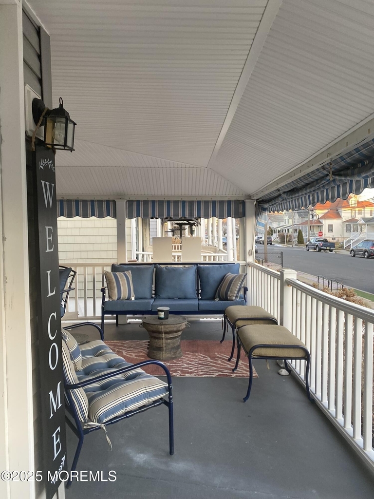 408 Park Place Avenue - Photo 3