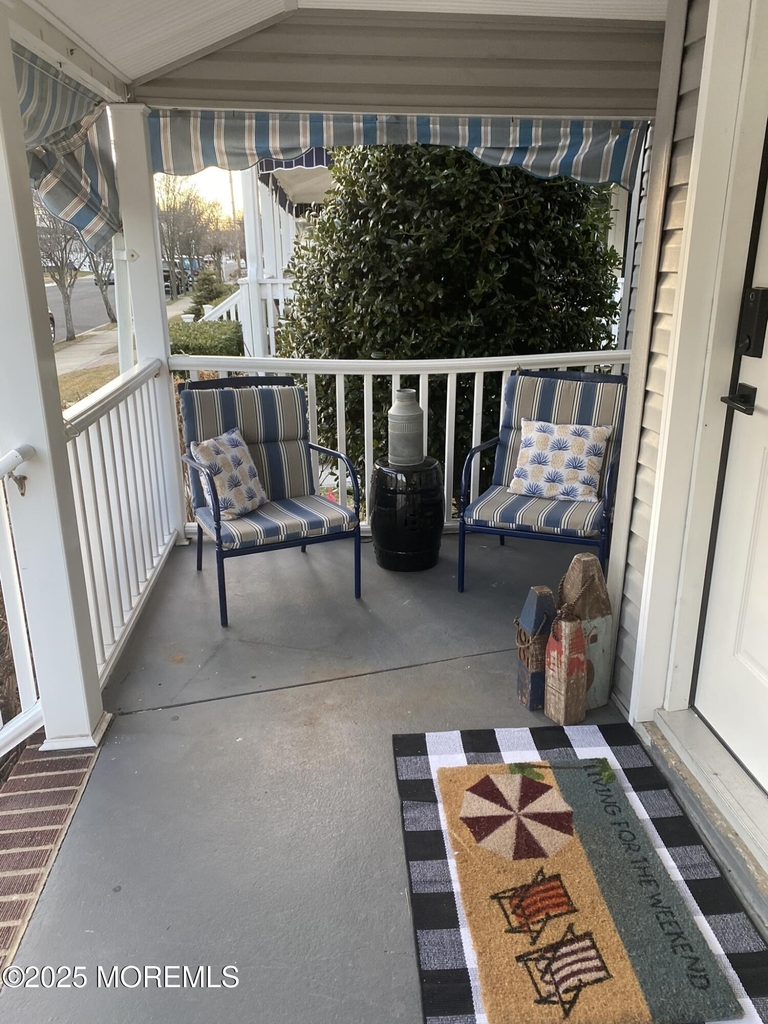 408 Park Place Avenue - Photo 2