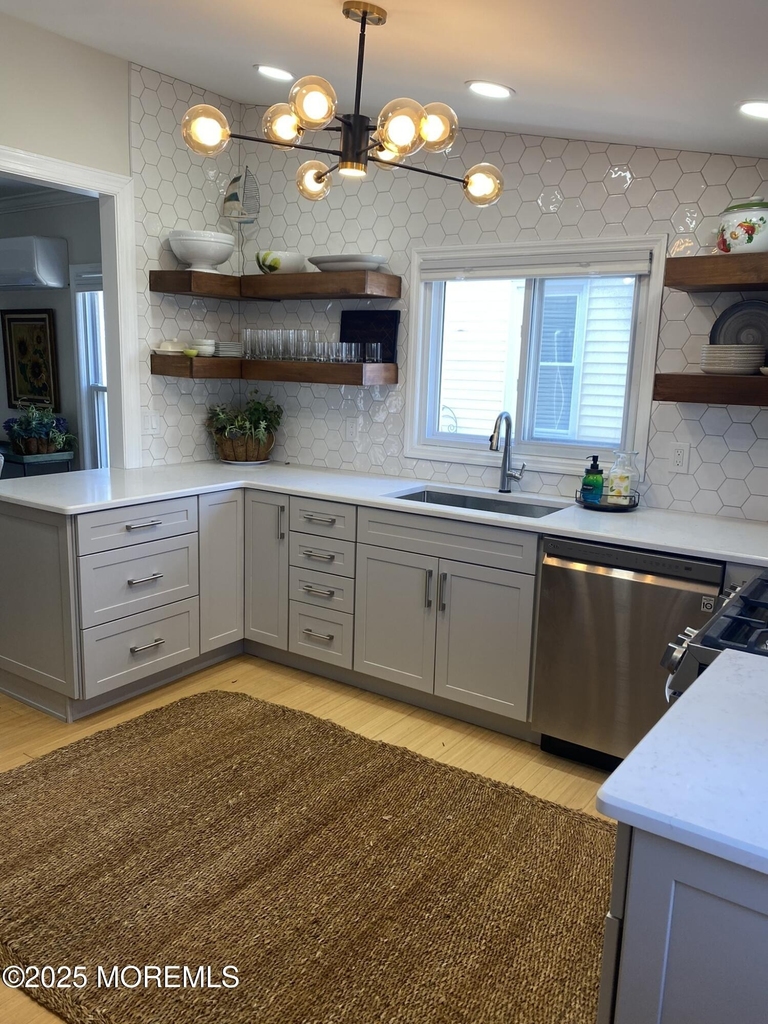 408 Park Place Avenue - Photo 18