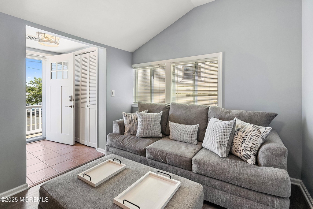 309 Hiering Avenue - Photo 11