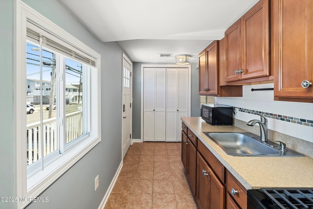309 Hiering Avenue - Photo 6