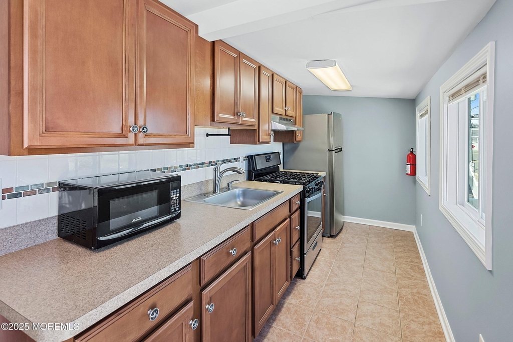 309 Hiering Avenue - Photo 3
