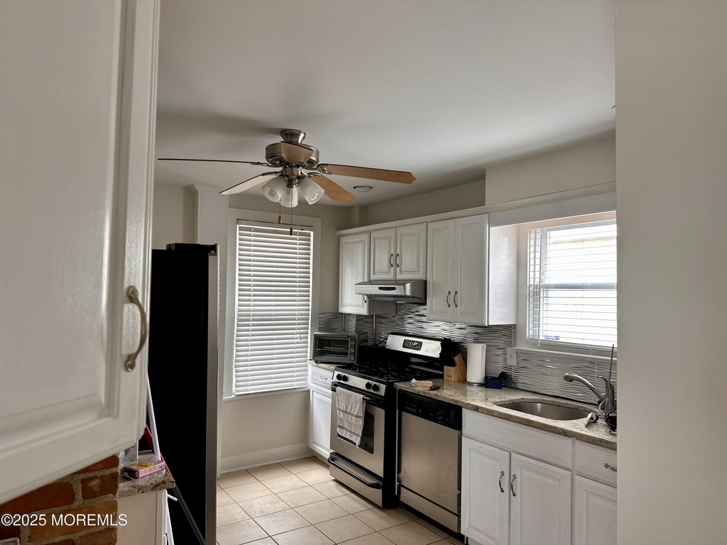 612 Sylvania Avenue - Photo 12