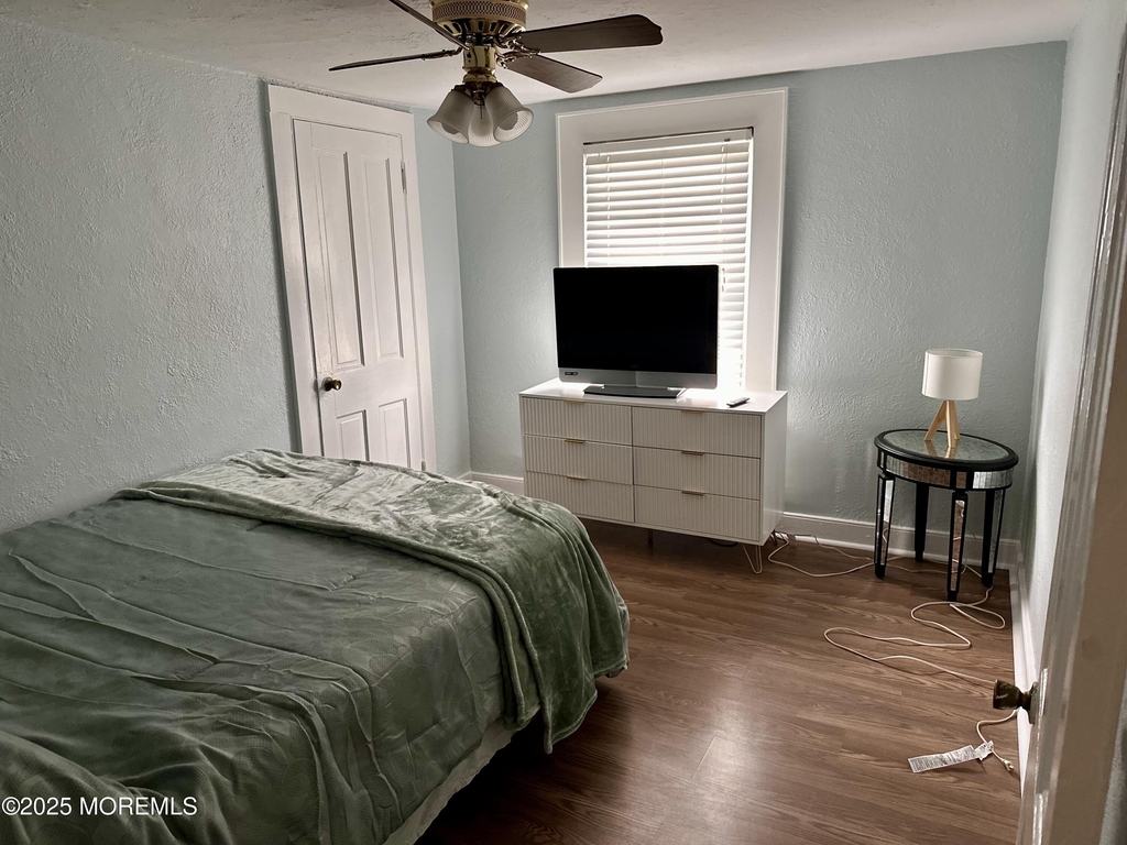 612 Sylvania Avenue - Photo 9