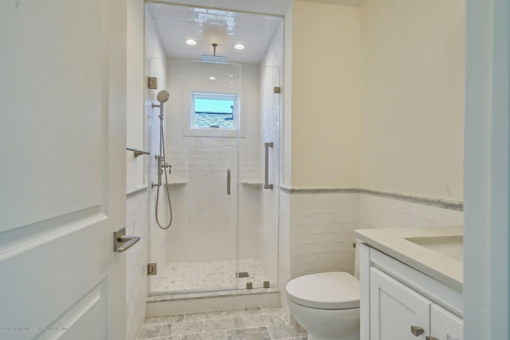 420 1st Avenue - Photo 7