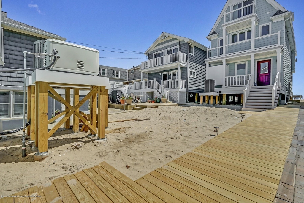 420 1st Avenue - Photo 10