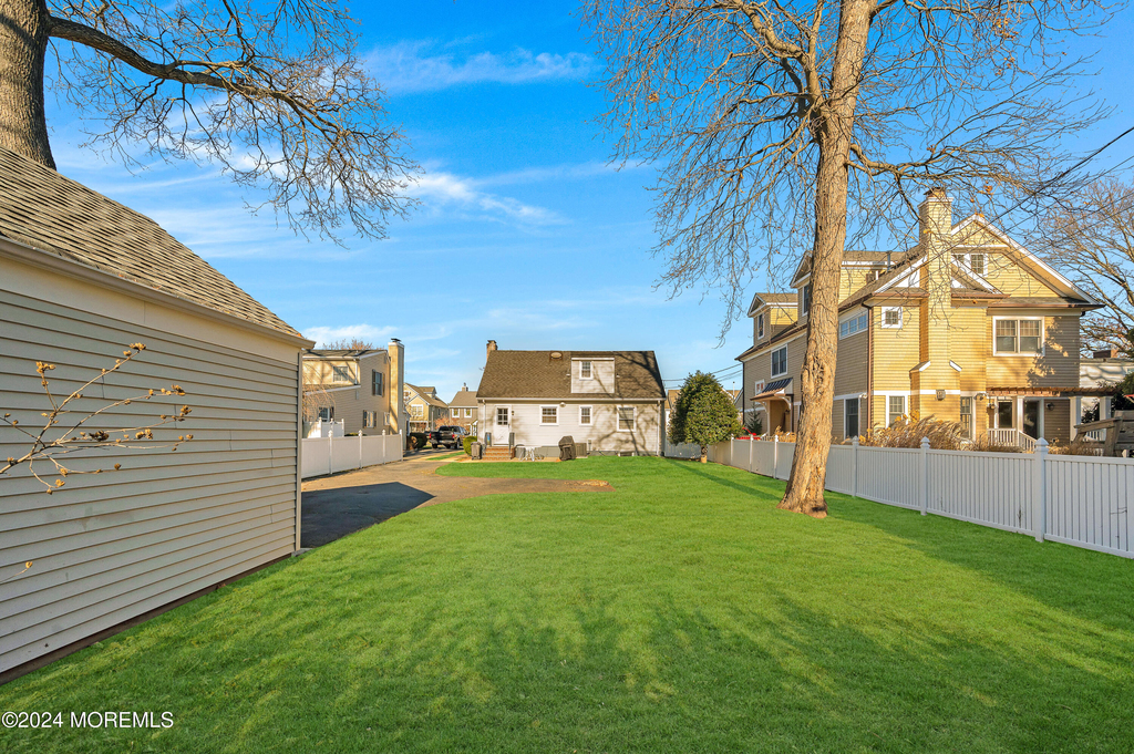 714 Philadelphia Boulevard - Photo 3
