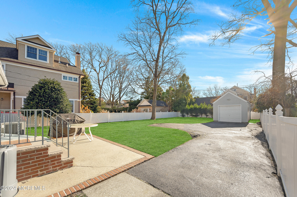 714 Philadelphia Boulevard - Photo 2