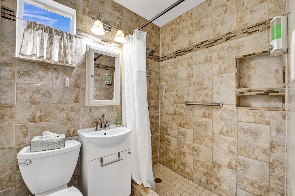 329 Connecticut Street - Photo 10