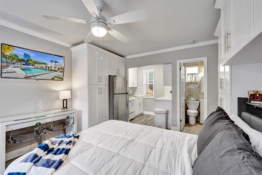 329 Connecticut Street - Photo 5