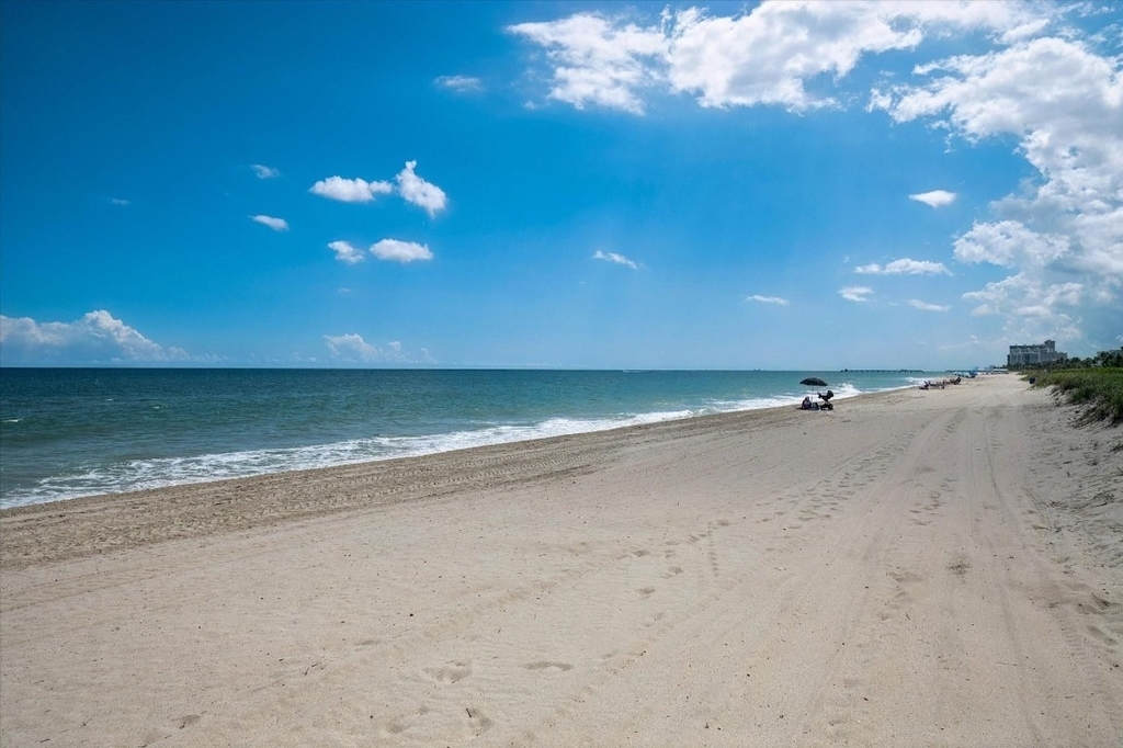 5400 N Ocean Boulevard - Photo 1