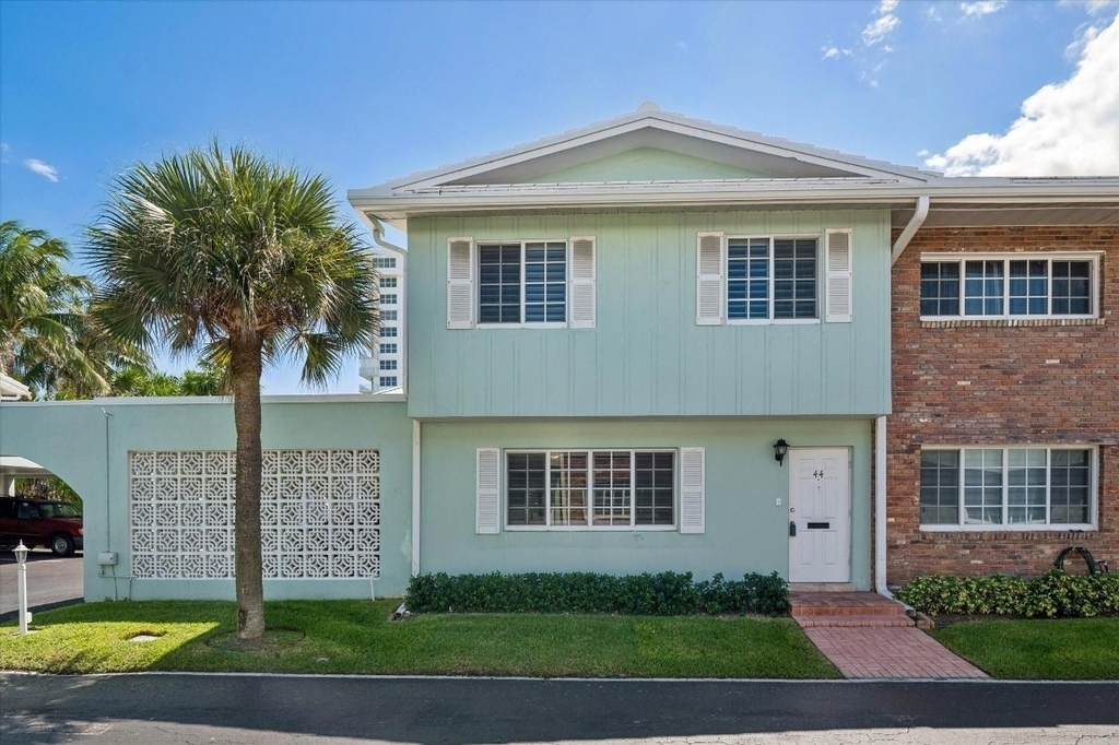 5400 N Ocean Boulevard - Photo 0