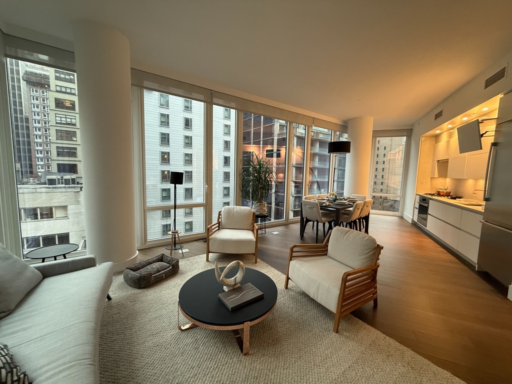  East 44th Street & Third Avenue  - Photo 1