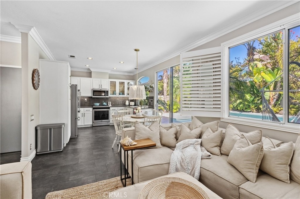 13668 Kingsbridge - Photo 11