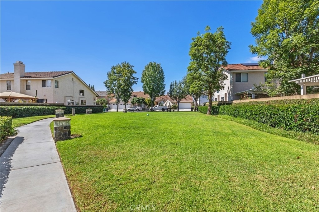 13668 Kingsbridge - Photo 35