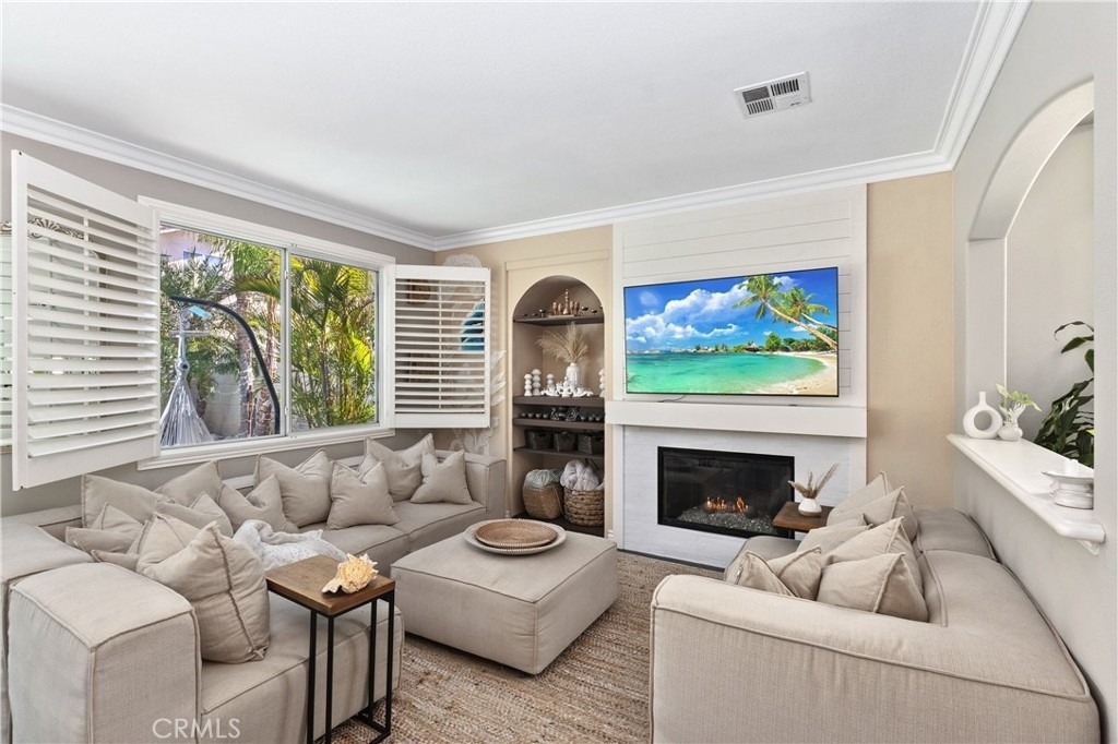 13668 Kingsbridge - Photo 7