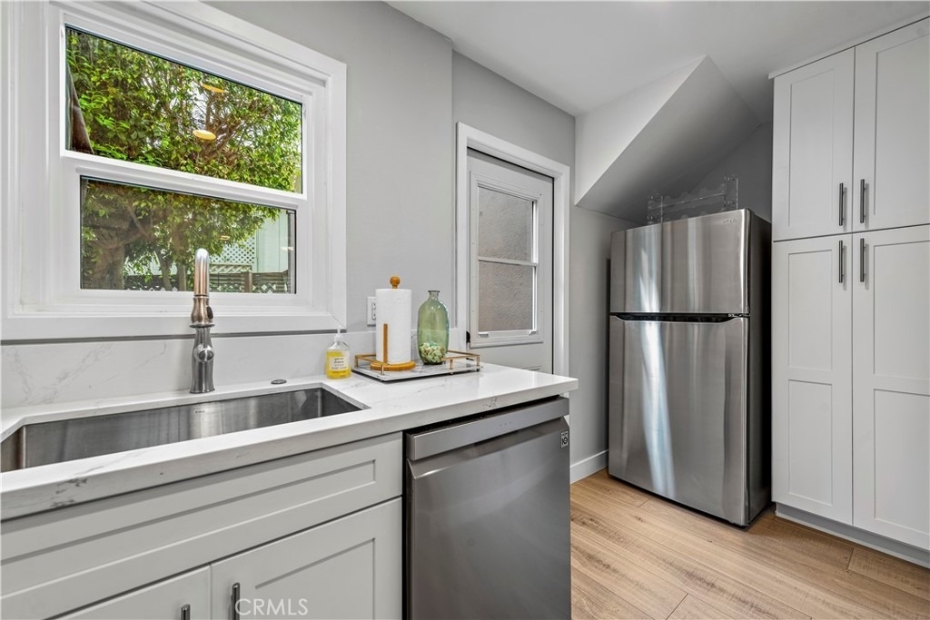 432 N Coast - Photo 9