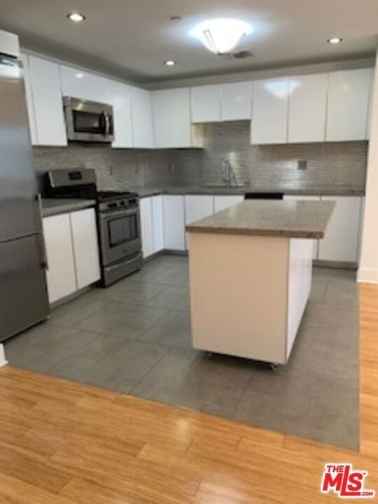 1730 Sawtelle - Photo 2