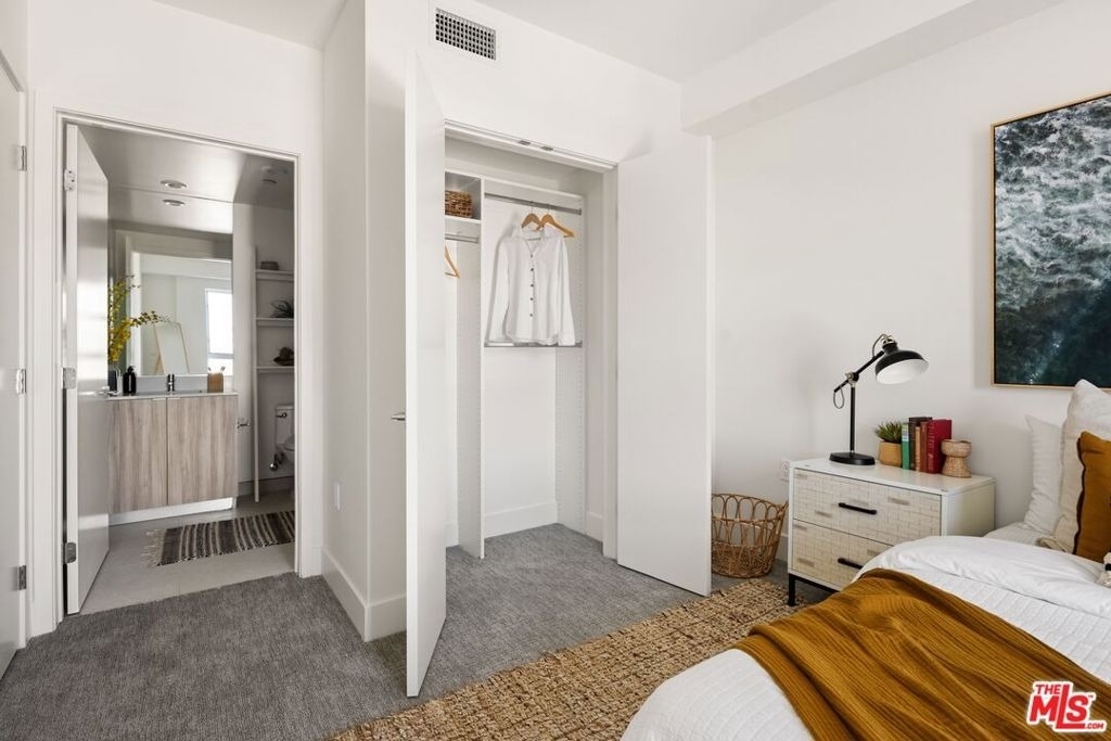 2600 S Sepulveda Boulevard - Photo 10