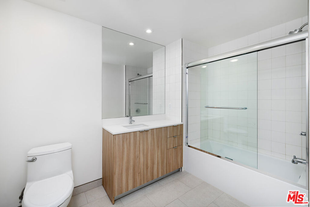 2600 S Sepulveda Boulevard - Photo 26