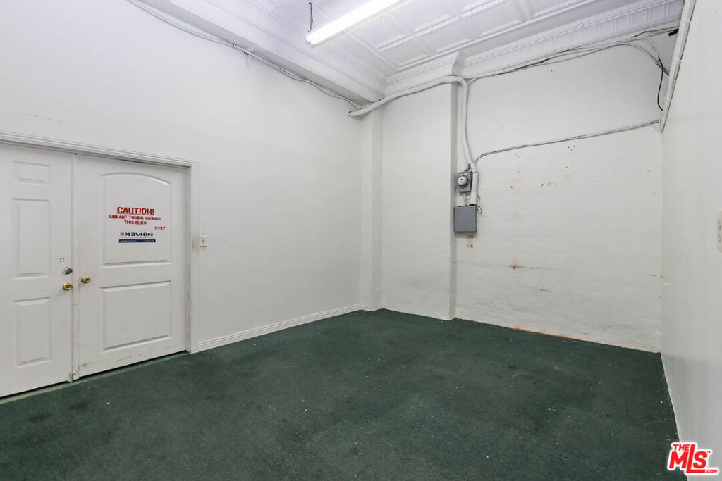 4015 W Olympic Boulevard - Photo 8
