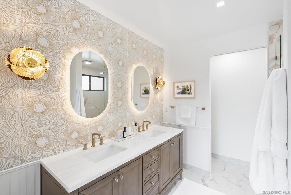 952 Pacific Beach Dr - Photo 18