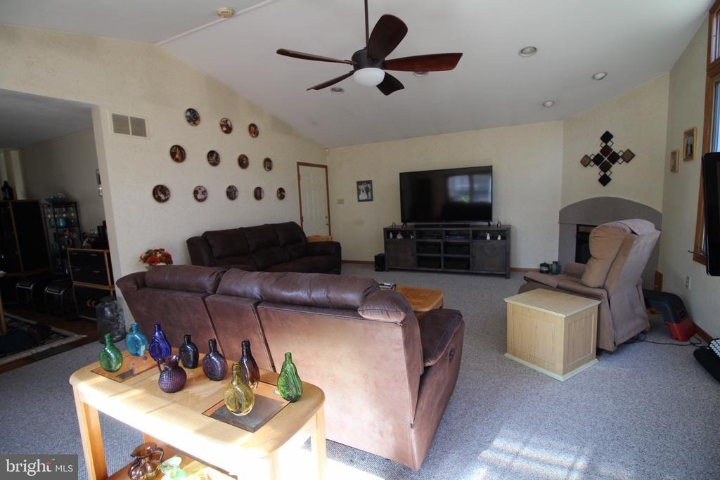 112 N Harvard Road - Photo 5