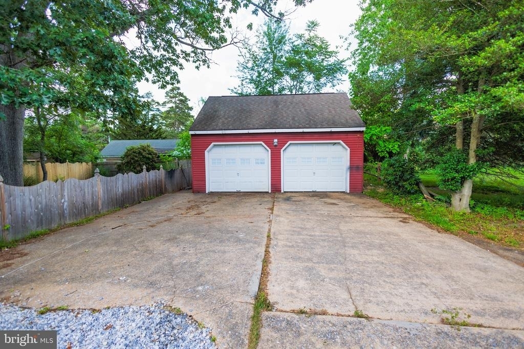 321 Villanova Road - Photo 3