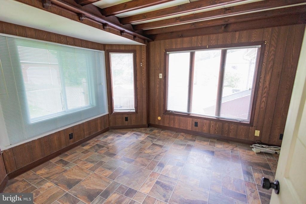 321 Villanova Road - Photo 12