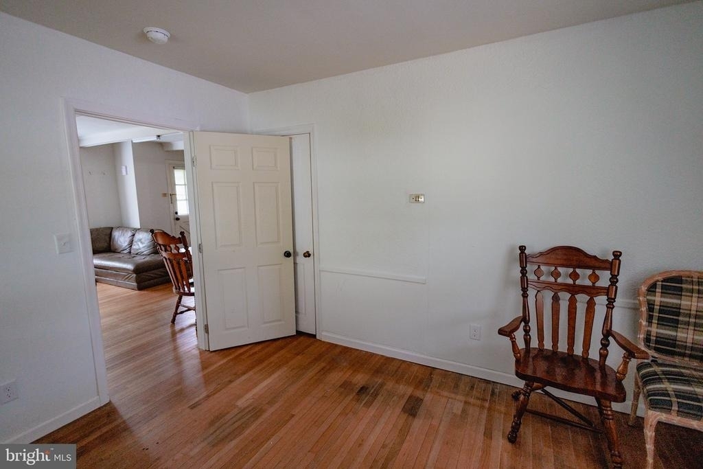 321 Villanova Road - Photo 10