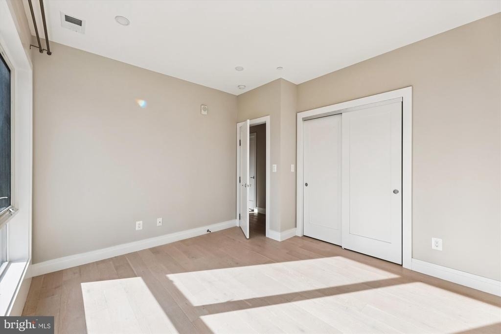 1102 Staples Street Ne - Photo 12
