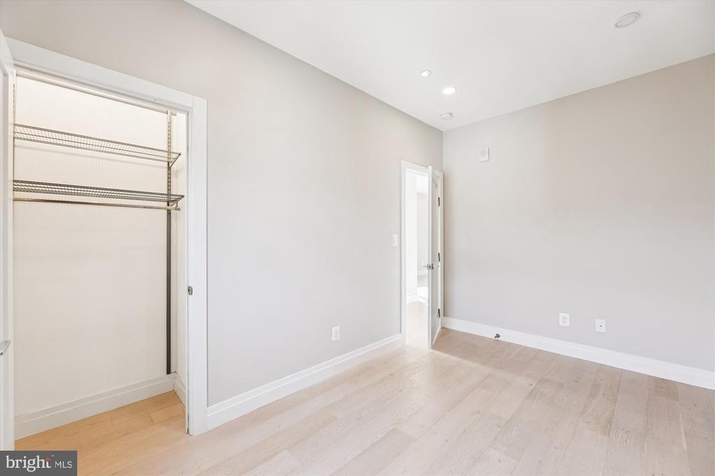 1102 Staples Street Ne - Photo 16