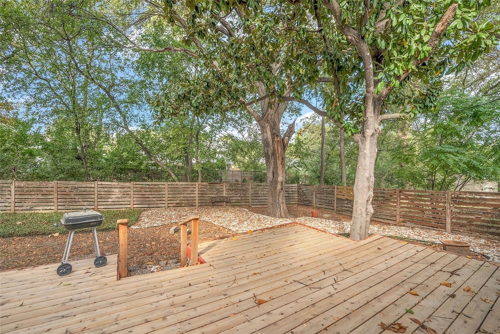 3400 Laguna Dr - Photo 21
