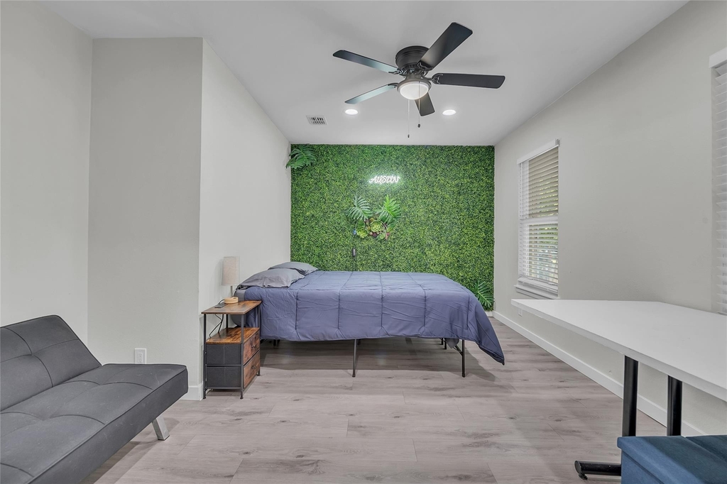 3400 Laguna Dr - Photo 13