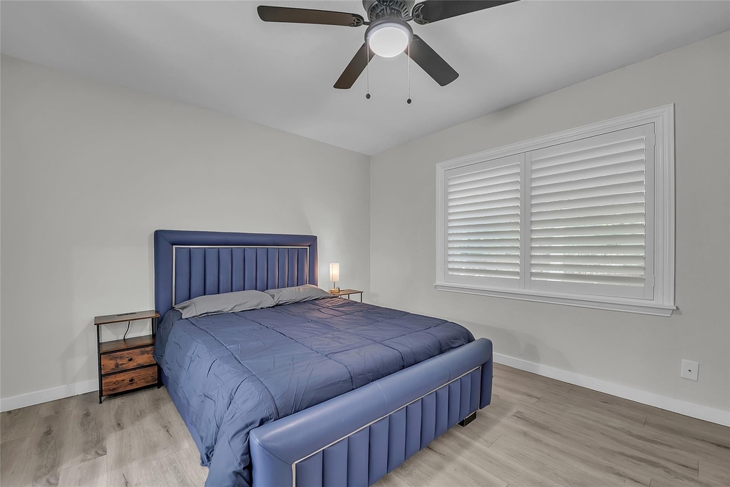 3400 Laguna Dr - Photo 11