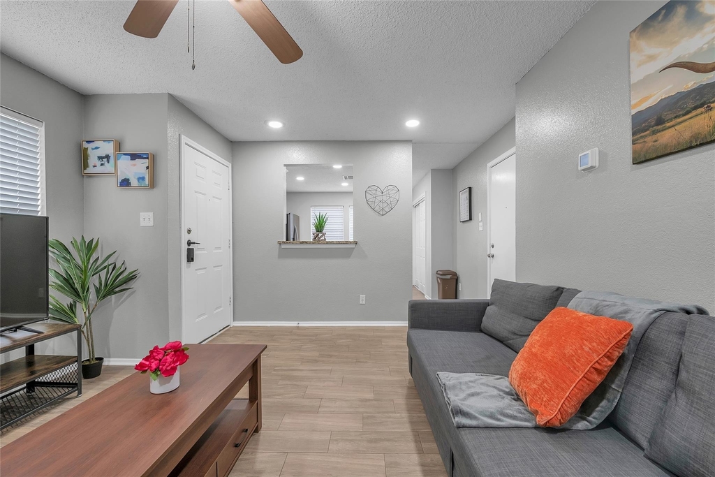 1507 Hollow Tree Blvd - Photo 7
