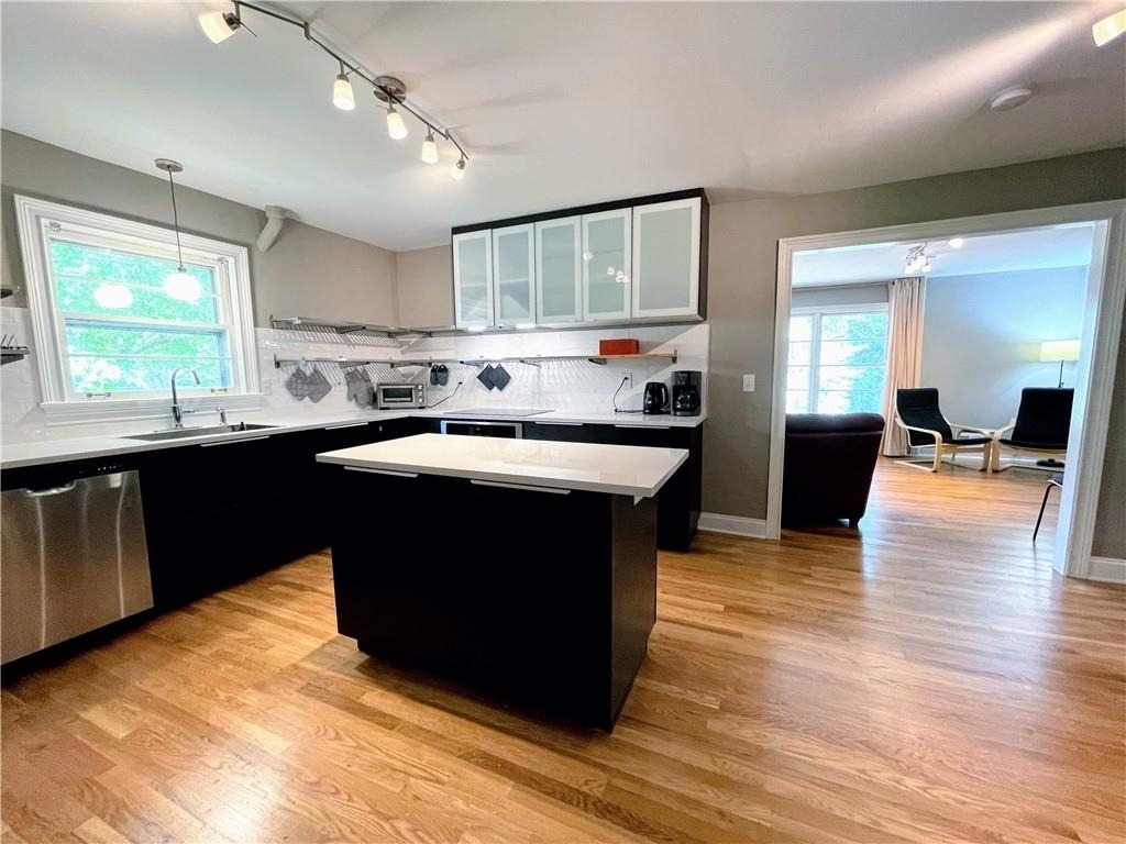 1973 Desmond Drive - Photo 31
