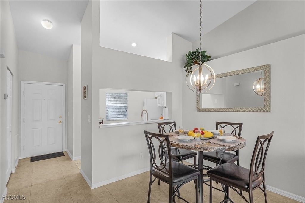 12131 Summergate Circle - Photo 5