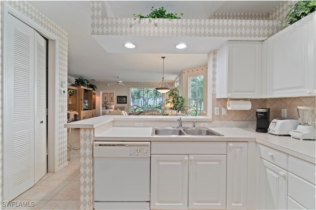 3412 Pointe Creek Court - Photo 16