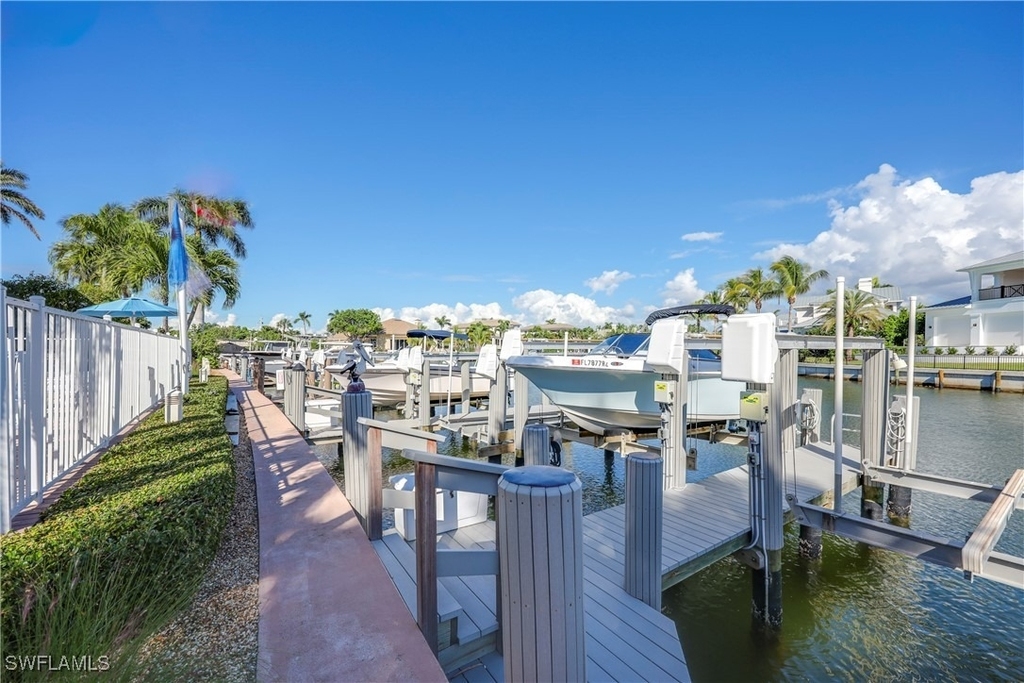 2100 Gulf Shore Boulevard N - Photo 28