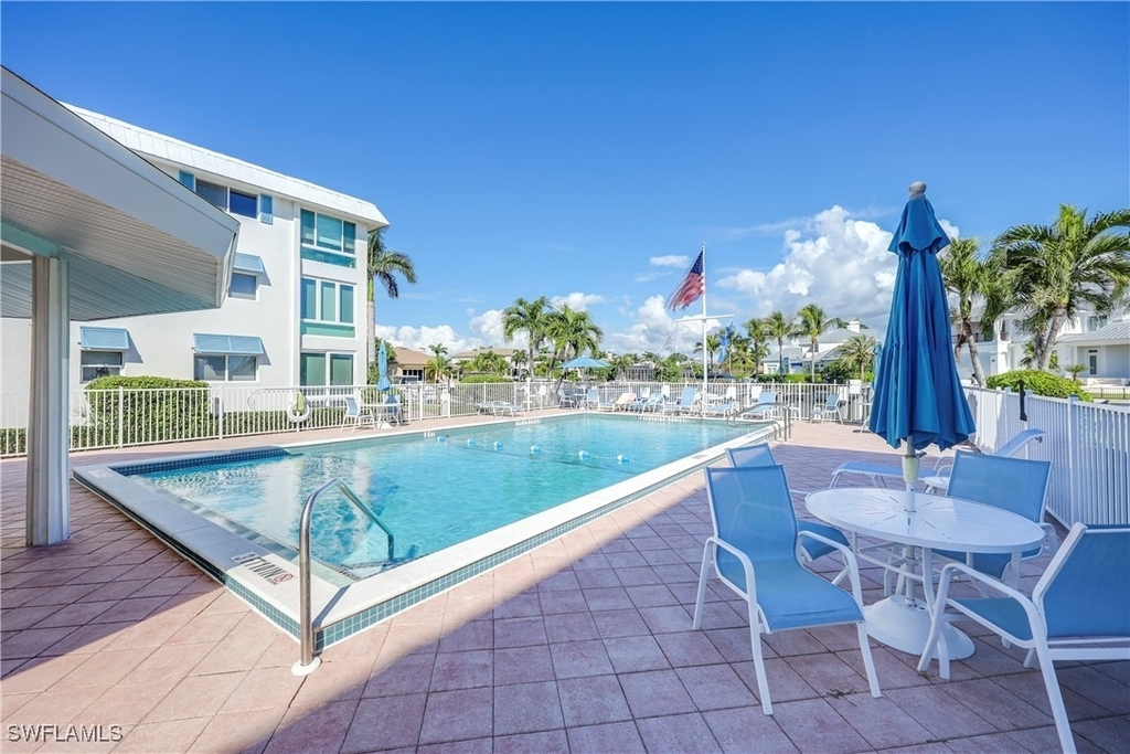 2100 Gulf Shore Boulevard N - Photo 26