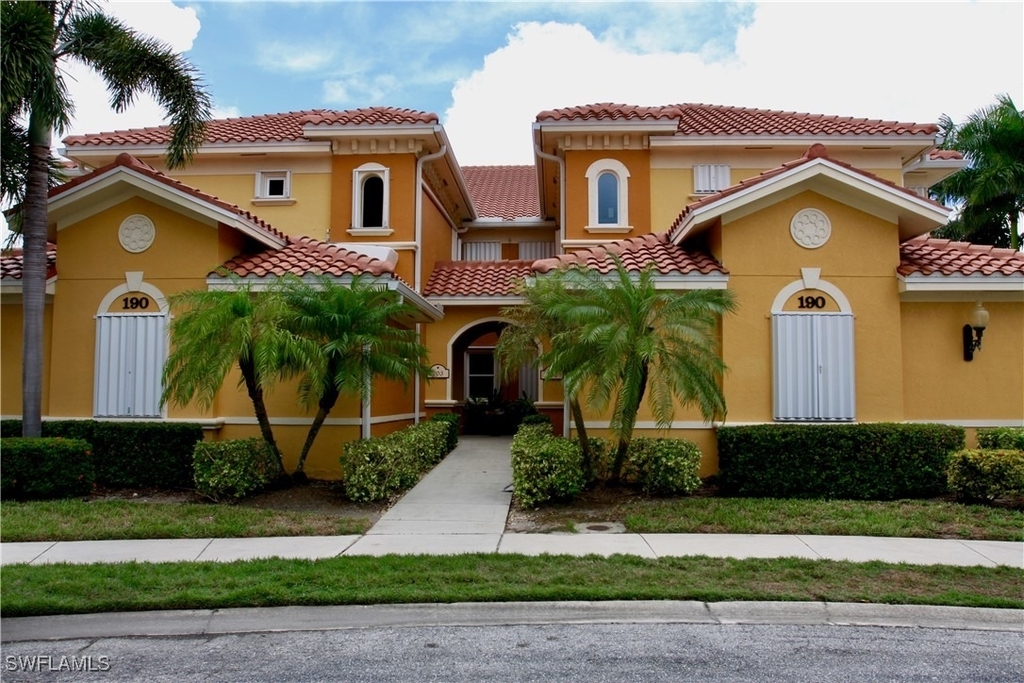 190 Shadroe Cove Circle - Photo 1