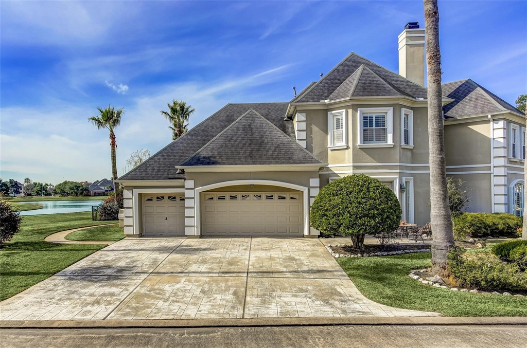 13703 Lakeshore Way Cove - Photo 3