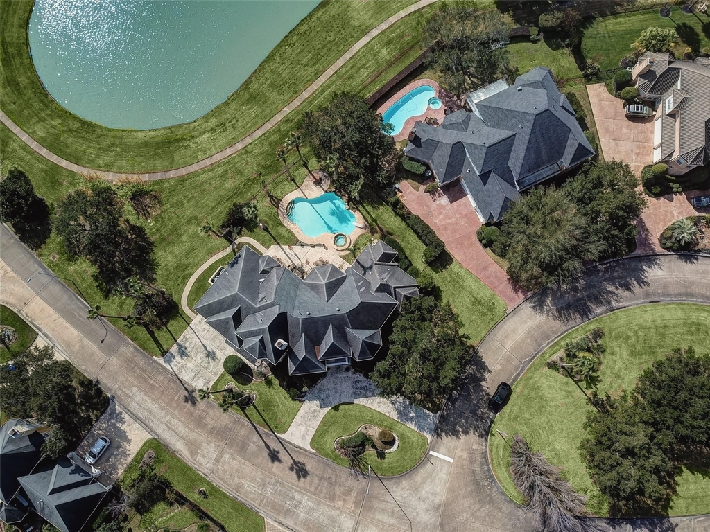 13703 Lakeshore Way Cove - Photo 43