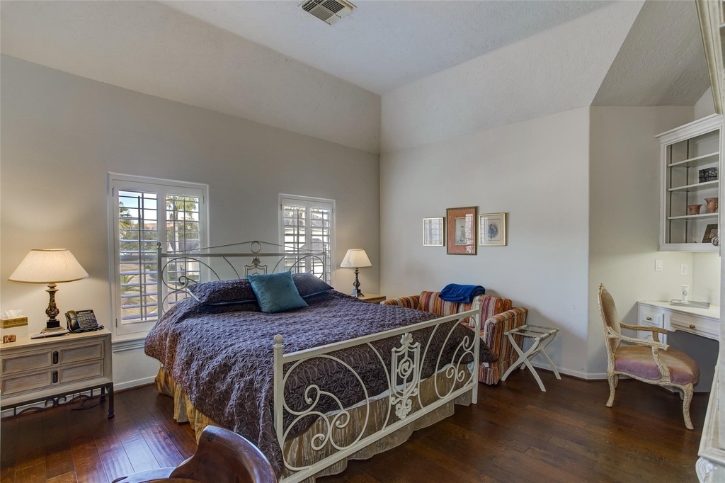 13703 Lakeshore Way Cove - Photo 35