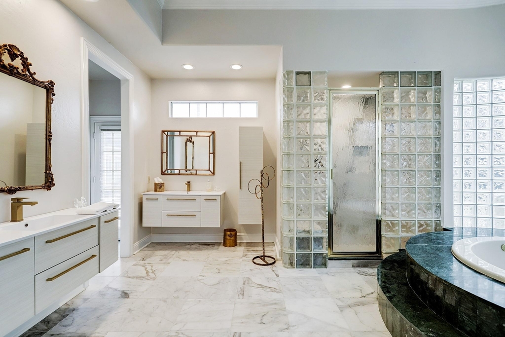 13703 Lakeshore Way Cove - Photo 31