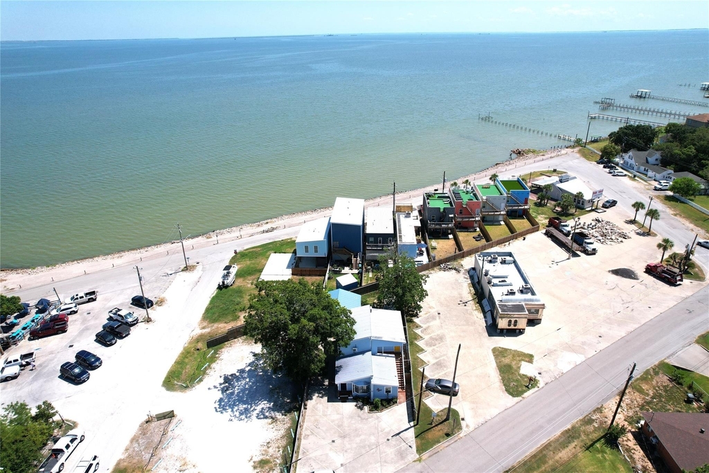 4507 W Bayshore Drive - Photo 0