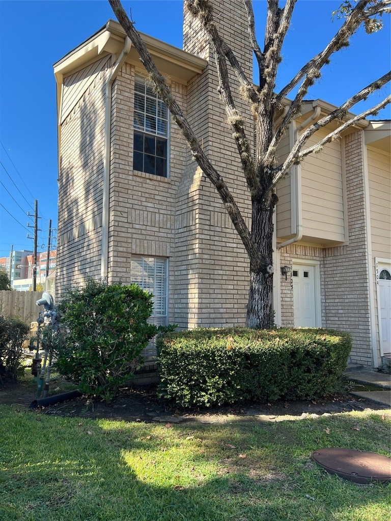7575 Cambridge Street - Photo 0